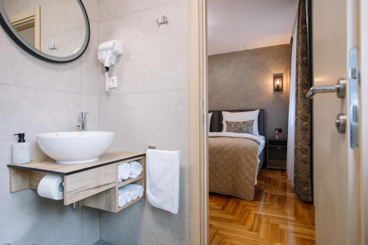 Apartments Hana City Center Livno Esterno foto