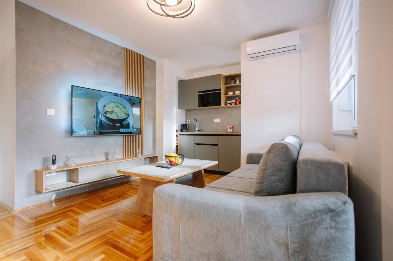 Apartments Hana City Center Livno Esterno foto